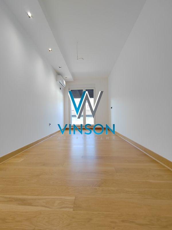 Slika 11 - Novi Sad, Cara Dušana - Četvorosoban stan sa bazenom ID#1000805