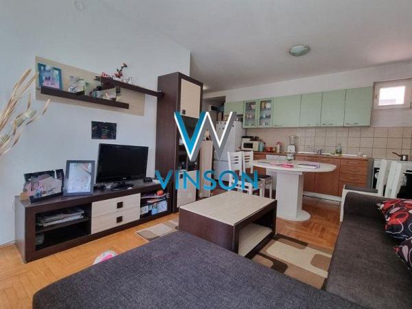 Slika 2 - Petrovaradin - Uknjižen troiposoban stan ID#1000742