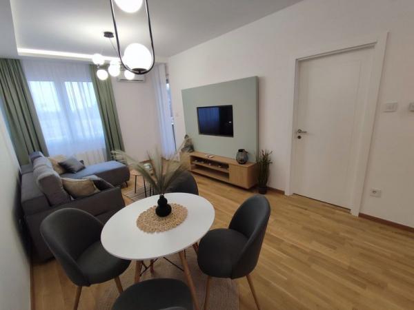 Slika 3 - Dvosoban, nov, opremljen stan na Avijaciji.