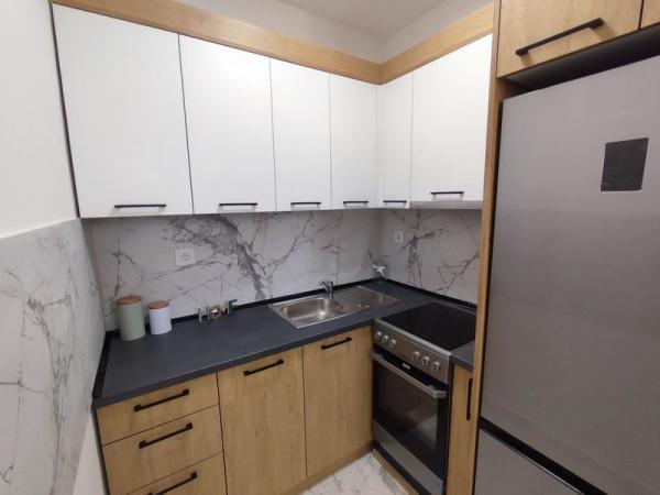 Slika 4 - Dvosoban, nov, opremljen stan na Avijaciji.