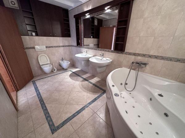 Slika 9 - Petosoban, 154m2