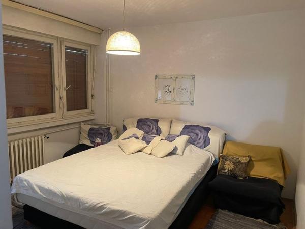 Slika 4 - Četvorosoban, 94m2, Socijalno Novi Sad, sa terasom, ima lift