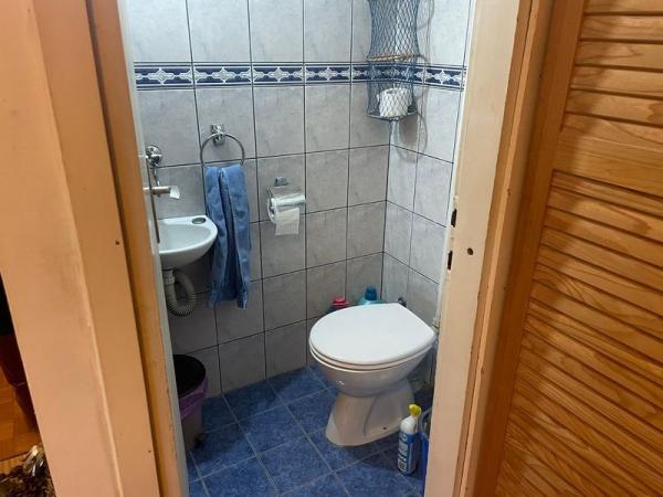 Slika 7 - Četvorosoban, 94m2, Socijalno Novi Sad, sa terasom, ima lift