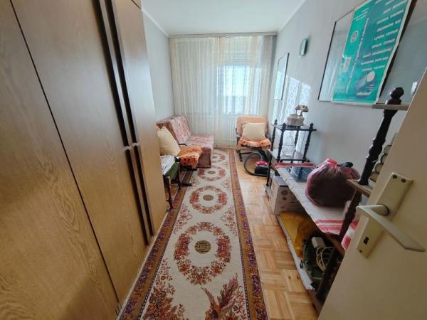 Slika 3 - Trosoban, 76m2, Novo naselje Novi Sad