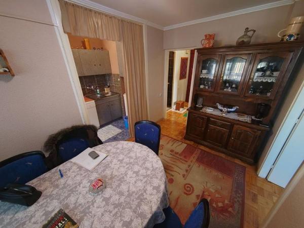 Slika 7 - Trosoban, 76m2, Novo naselje Novi Sad