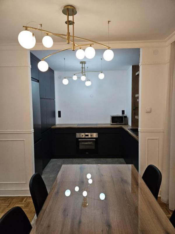 Slika 1 - Troiposoban stan kod Sajma