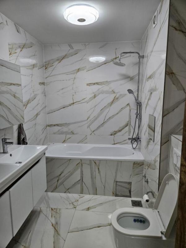 Slika 11 - Troiposoban stan kod Sajma