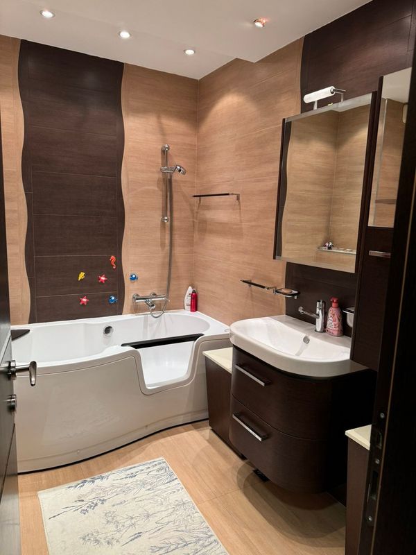 Slika 10 - Četvorosoban, 121m2, Sajmište Novi Sad