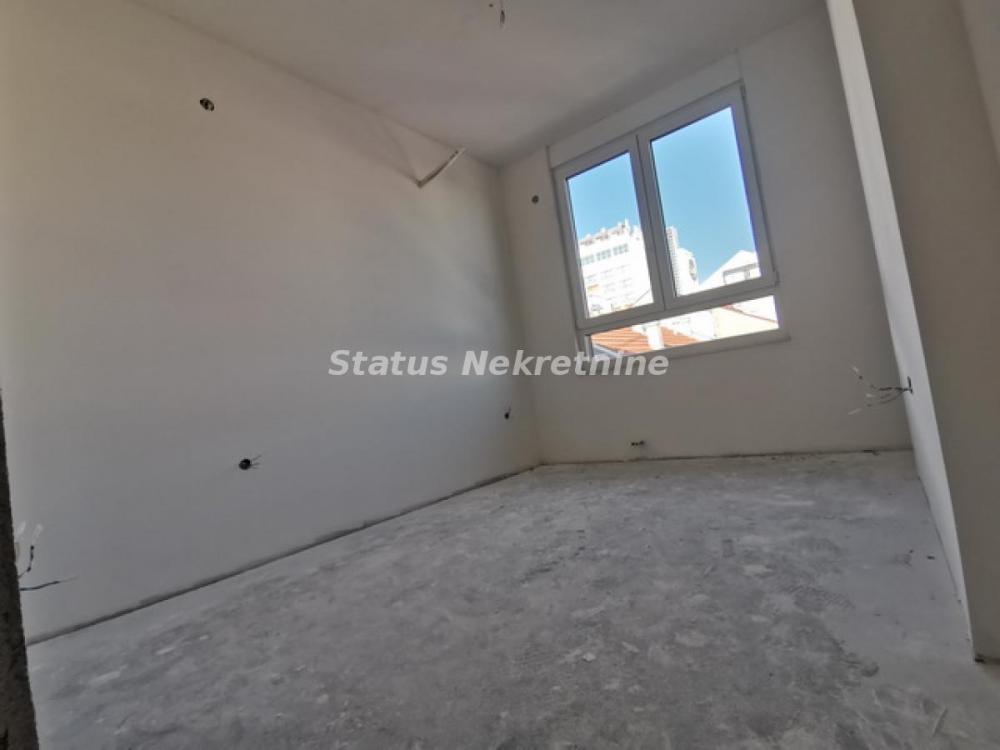 Slika 4 - Evropski Bulevar-Lep Četvorosoban Dupleks 127 m2-povraćaj PDV-a-065/385 8880