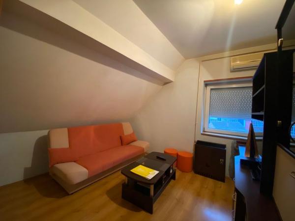 Slika 8 - Trosoban, 39m2, Telep Novi Sad