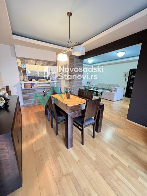 Slika 9 - Novi Sad, Bulevar oslobođenja - Veoma komforan, lep četvorosoban stan na jednoj od najatraktivnijih lokacija u gradu! 