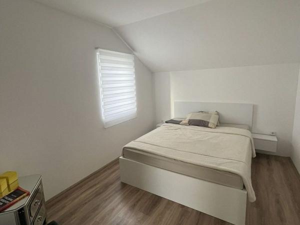 Slika 3 - Troiposoban, 68m2, Adice Novi Sad, sa terasom, sa parkingom