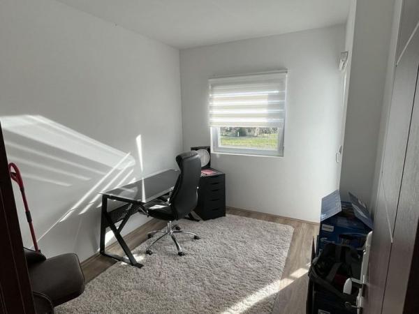 Slika 4 - Troiposoban, 68m2, Adice Novi Sad, sa terasom, sa parkingom