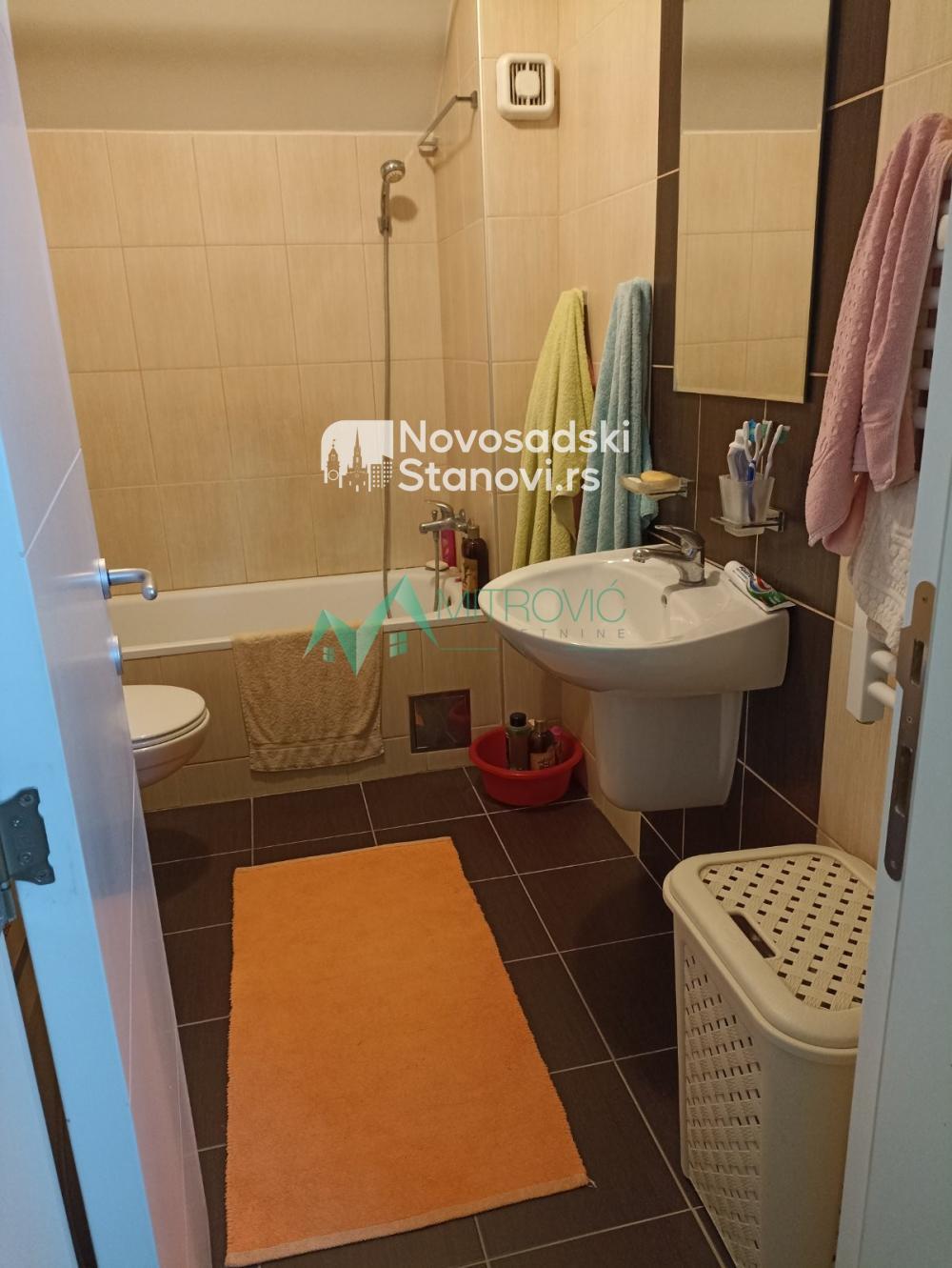 Slika 8 - Komforan duplex na Grbavici od 94m2+++

 Odličan porodičan