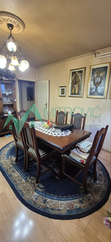 Slika 3 - Novi Sad, Spens - Trosoban stan 73m2 u oklolini suda 