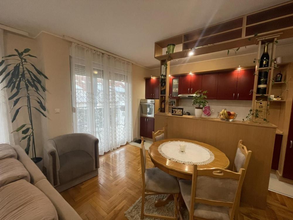 Slika 4 - 68m2 na top lokaciji - parking u dvorištu zgrade! Nova Detelinara - Šifra: 540678