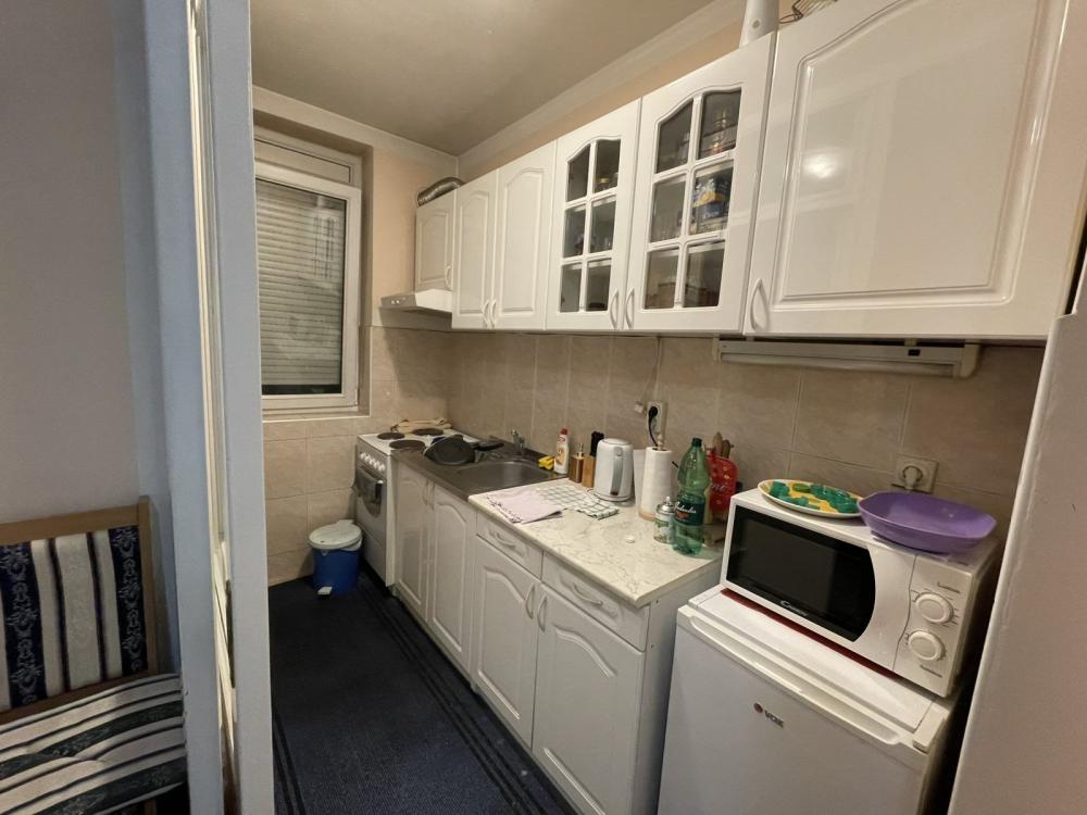 Slika 3 - 29m2 na top lokaciji za izdavanje! Grbavica - Šifra: 540633