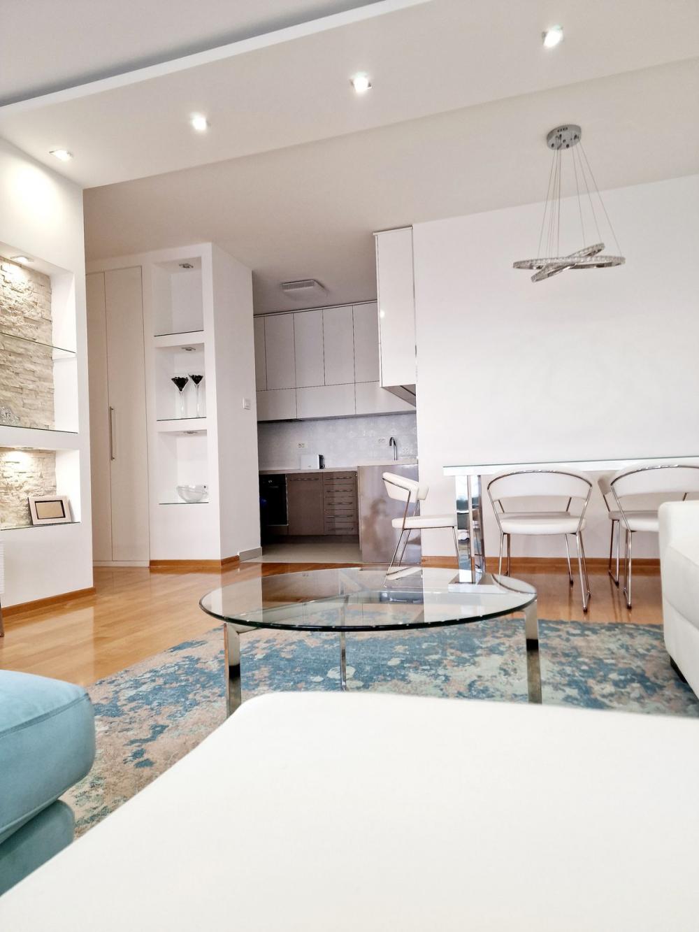 Slika 8 - TOP LOKACIJA! Retko u ponudi