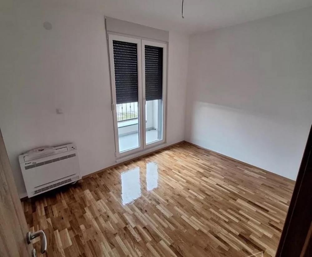 Slika 7 - Troiposoban stan u urbanoj vili Mišeluk