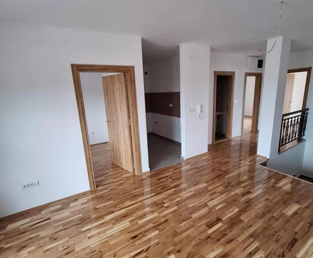 Slika 3 - Troiposoban stan u urbanoj vili Mišeluk