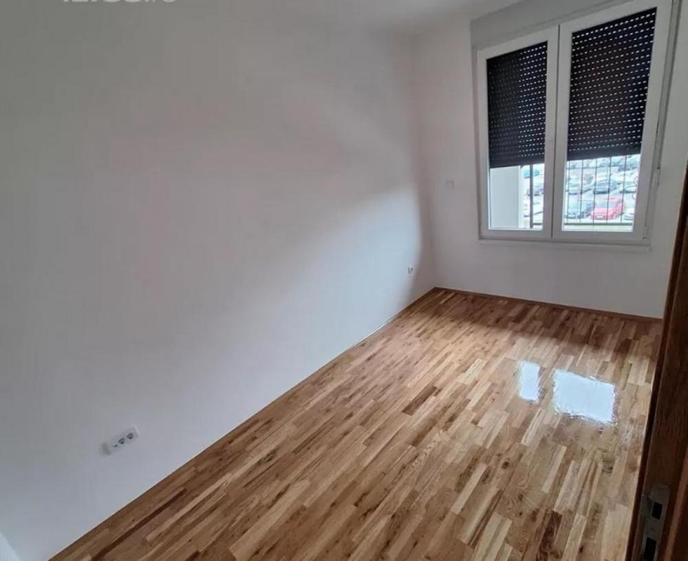 Slika 6 - Troiposoban stan u urbanoj vili Mišeluk