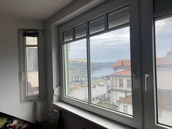 Slika 5 - Prodaja stana, 90m2, Beogradski kej Novi Sad, sa terasom