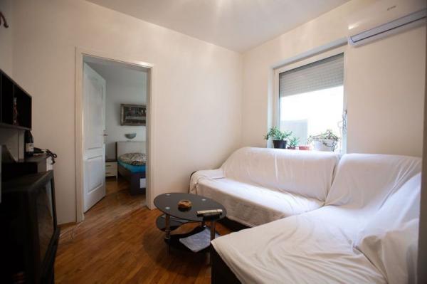 Glavna slika -Jednoiposoban 32m2 Podbara  540300