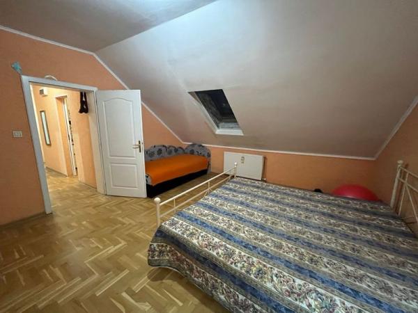 Slika 5 - Troiposoban 80m2 Socijalno  541672