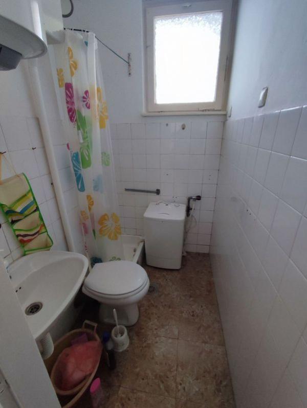 Slika 6 - 541252 Srce Grbavice - 22m2 Garsonjera - 