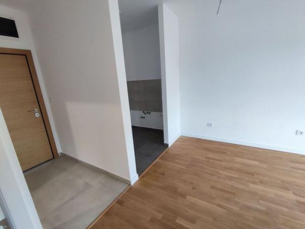 Slika 1 - - 541251 - 37m2 Na Novom Naselju - NOVO! - 