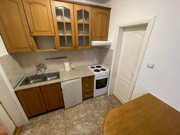 Slika 2 - 541245 - 46m2 - Detelinara - KOMFORAN - 