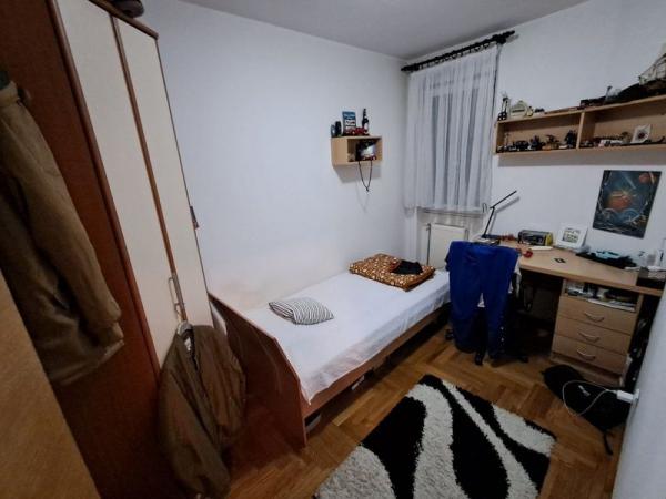 Slika 3 - Troiposoban stan - Bulevara patrijarha Pavla, šifra oglasa: 541518