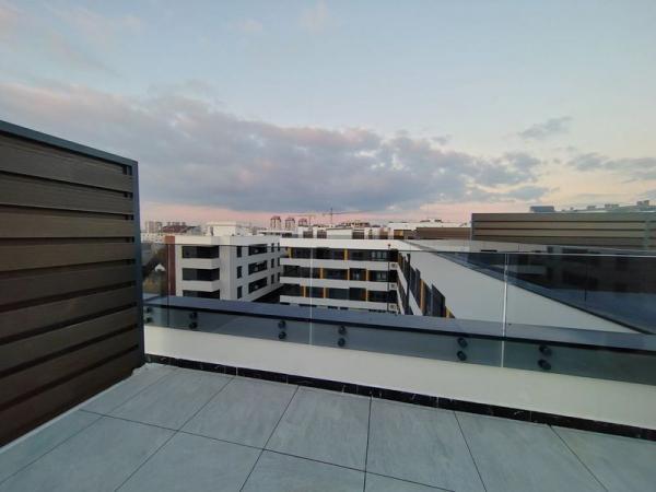 Glavna slika -Odličan četvorosoban stan - 224 m2 - šifra oglasa: 541497