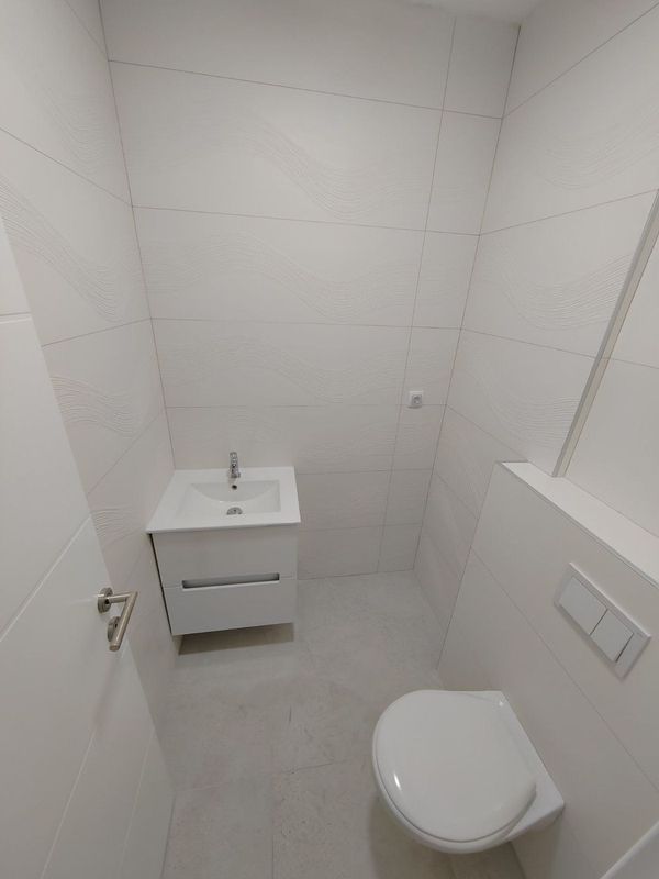 Slika 9 - Odličan četvorosoban stan - 224 m2 - šifra oglasa: 541497