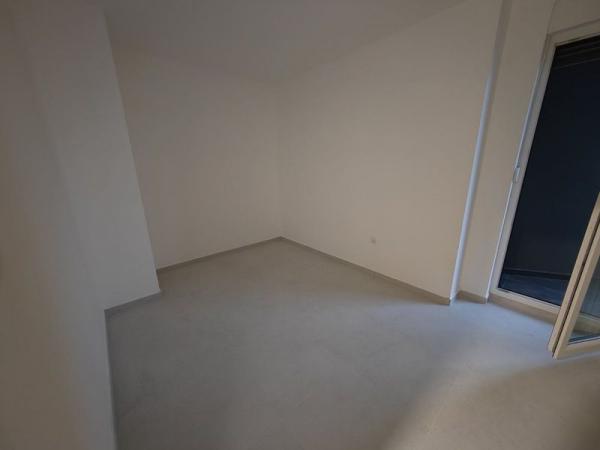 Slika 11 - Odličan četvorosoban stan - 224 m2 - šifra oglasa: 541497