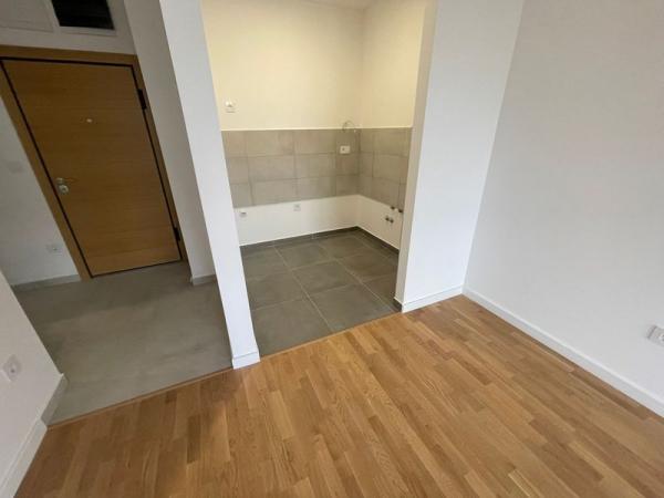 Slika 1 - Dvosoban stan- Novo Naselje, šifra oglasa: 541418