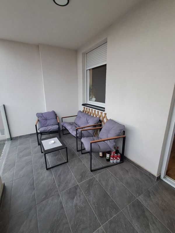 Slika 3 - Četvoroiposoban stan na Adicama, šifra oglasa 540421