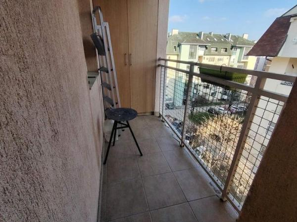 Slika 8 - Grbavica-Trosoban-uknjižen