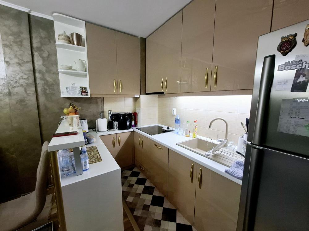 Slika 4 - Četvorosoban stan-Nova Detelinara š.541352