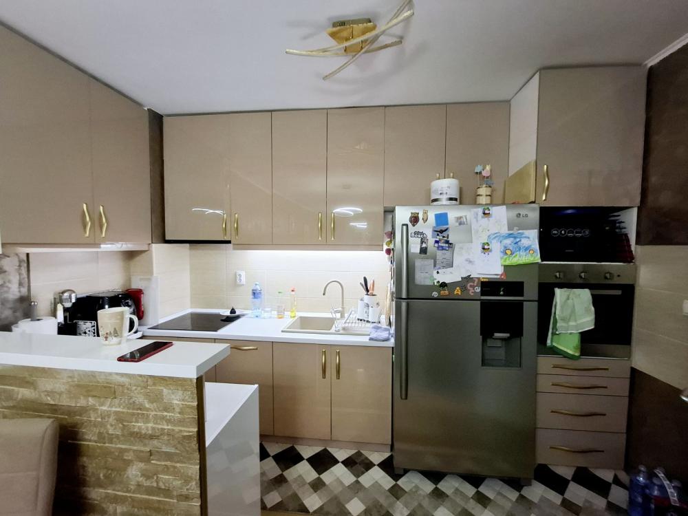 Slika 3 - Četvorosoban stan-Nova Detelinara š.541352