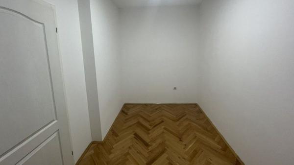 Slika 4 - Dvosoban,sjajan,Socijalno