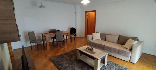 Slika 3 - Dvosoban stan na Podbari!