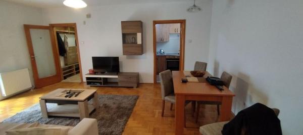 Slika 5 - Dvosoban stan na Podbari!