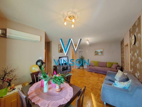 Slika 4 - Novi Sad, Centar - Trosoban stan sa garažom i parking mestom ID#1000855