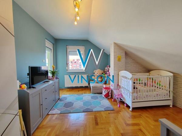 Slika 9 - Novi Sad, Centar - Trosoban stan sa garažom i parking mestom ID#1000855