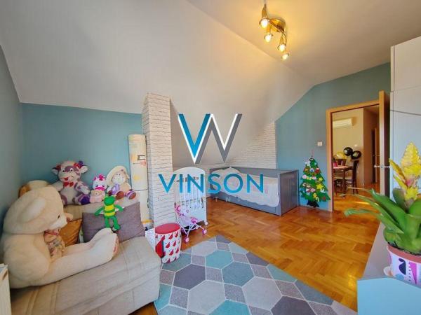 Slika 10 - Novi Sad, Centar - Trosoban stan sa garažom i parking mestom ID#1000855