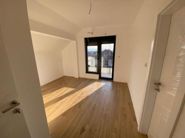 Slika 4 - Dvosoban, 57m2, Veternik Novi Sad