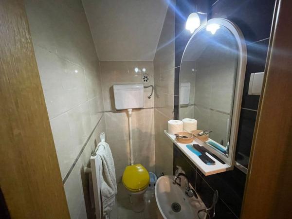 Slika 0 - Troiposoban, Bulevar oslobođenja Novi Sad, sa terasom, ima lift