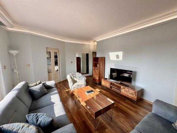 Slika 1 - Dvoiposoban, 66m2, Novi Sad centar Novi Sad, sa terasom, ima lift