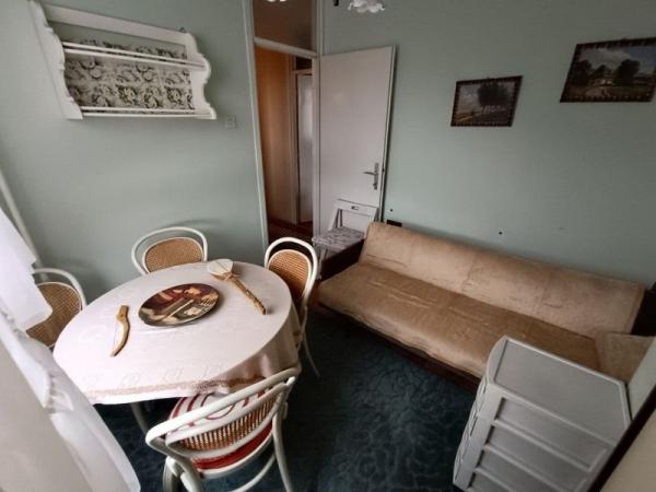 Slika 2 - Liman , trosoban, odlicno održavan 